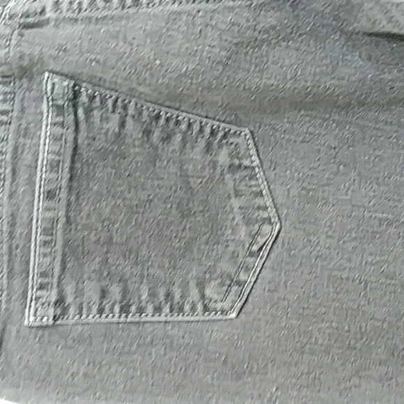 *5/$20* Gray Washed Jeans - Picture 9 of 12